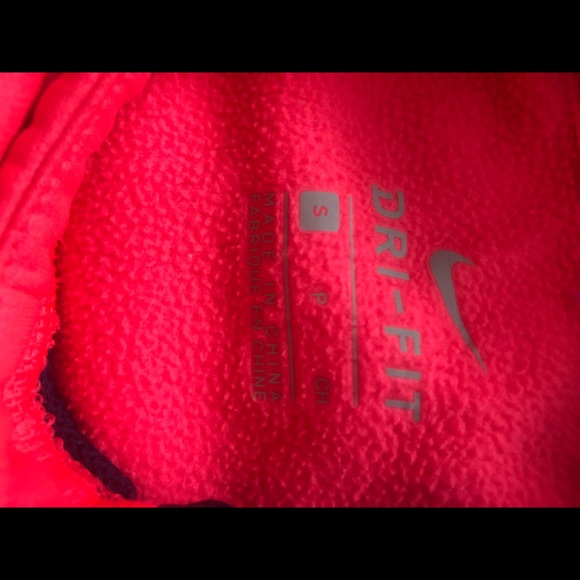 Kids Small Nike Sweatshirt - Picture 3 of 3